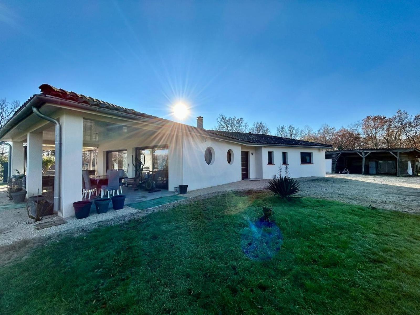 Maison Moderne Au Calme Avec Billard, Jacuzzi, Bain A Remous, Piscine, Babyfoot Labastide-du-Temple Exterior photo